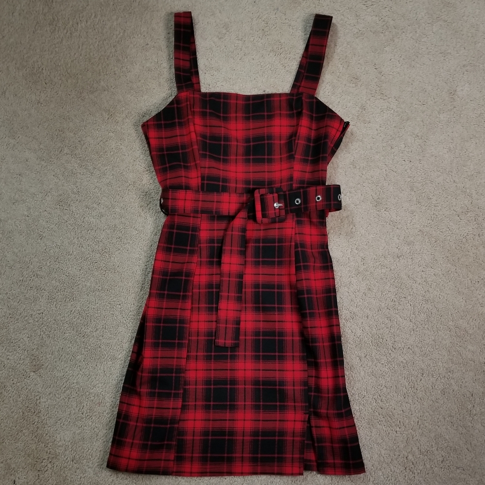 H&M | Fitted Mini Dress